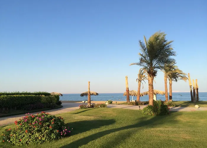 Villa La Vista 5 Beachfront 265m Luxury *